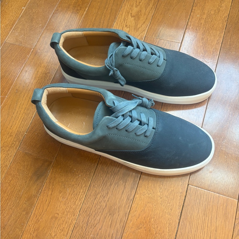 Ted Baker London Navy and Gray Sneakers